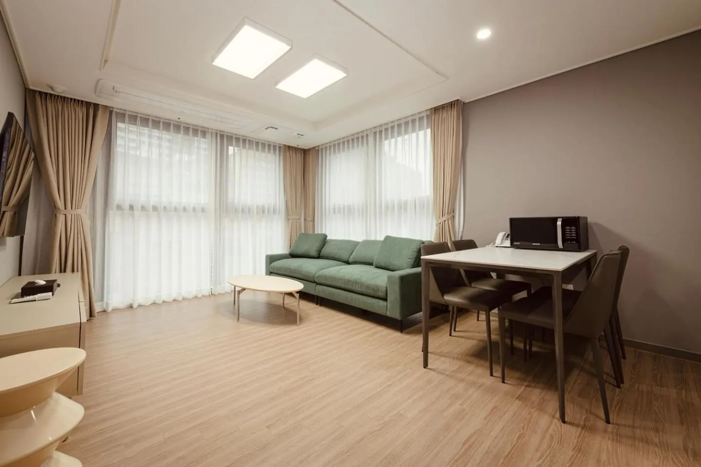 Sollago Myeongdong Hotel & Residence Seoul