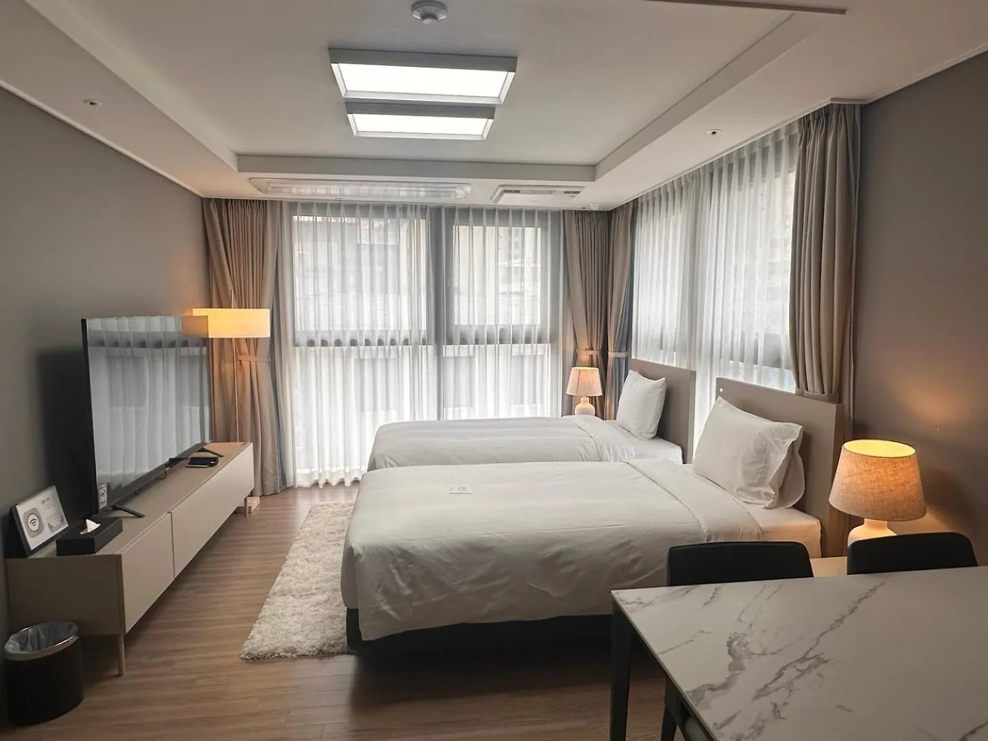 Sollago Myeongdong Hotel & Residence Seoul