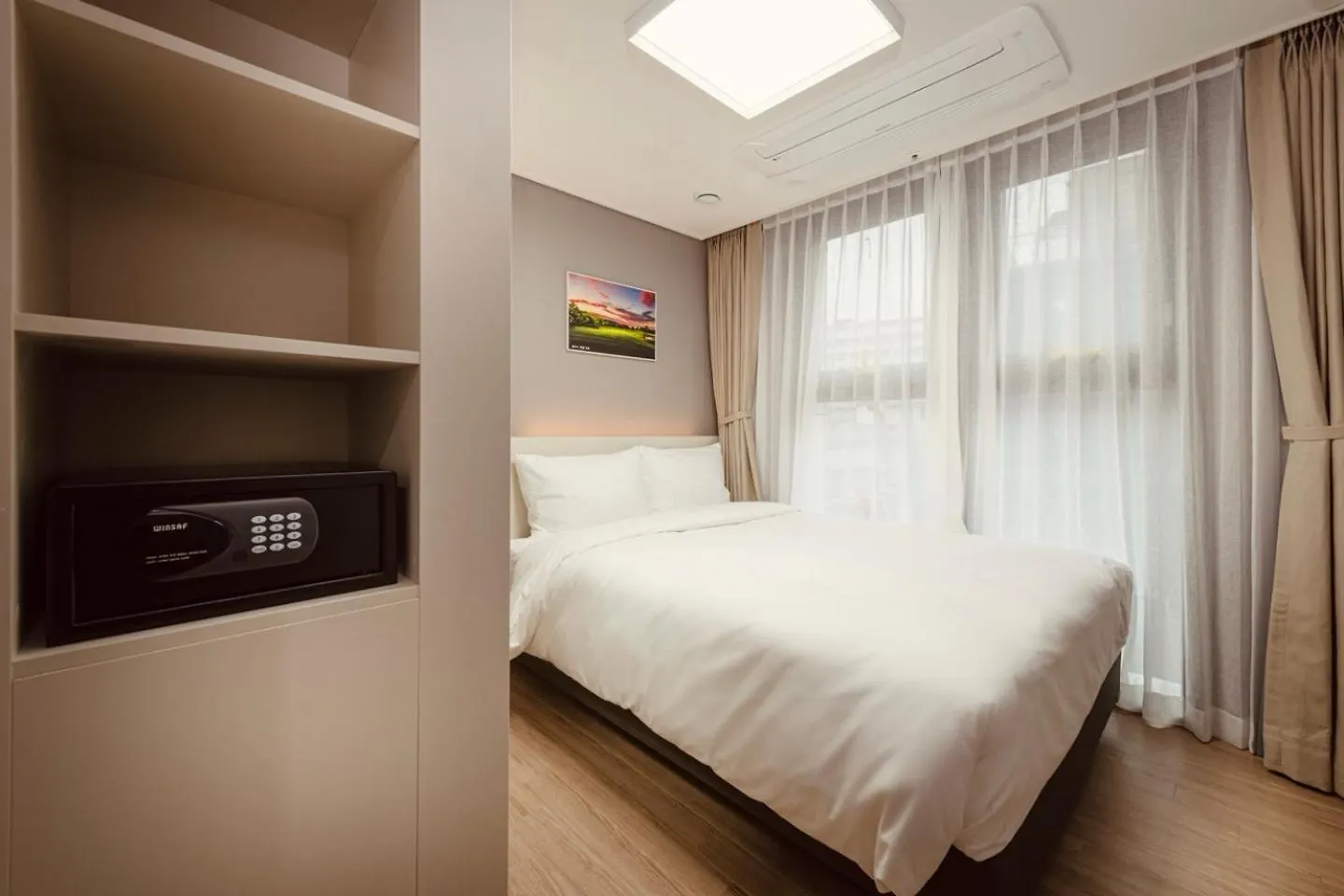 Sollago Myeongdong Hotel & Residence Seoul