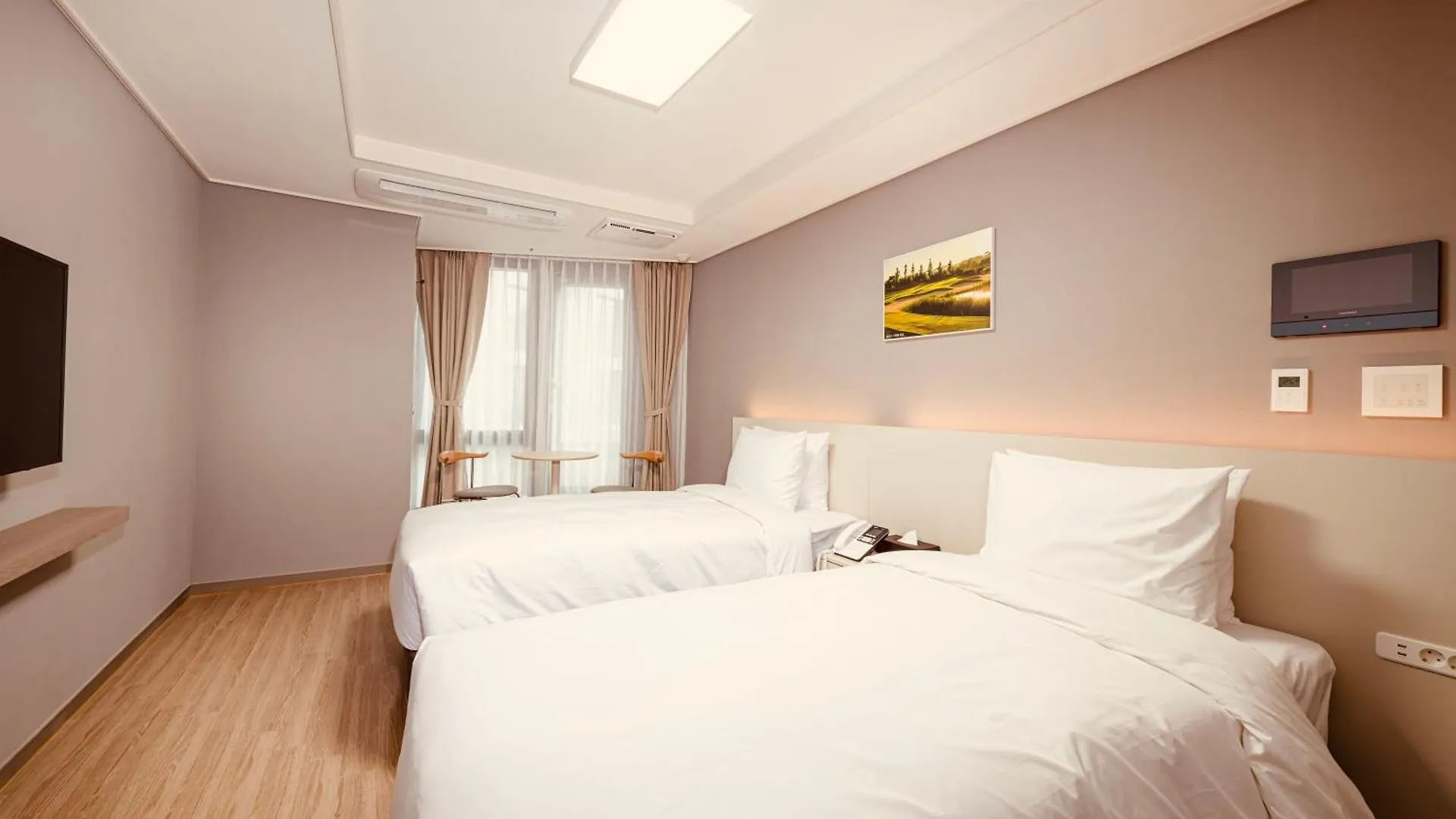 Sollago Myeongdong Hotel & Residence Seoul