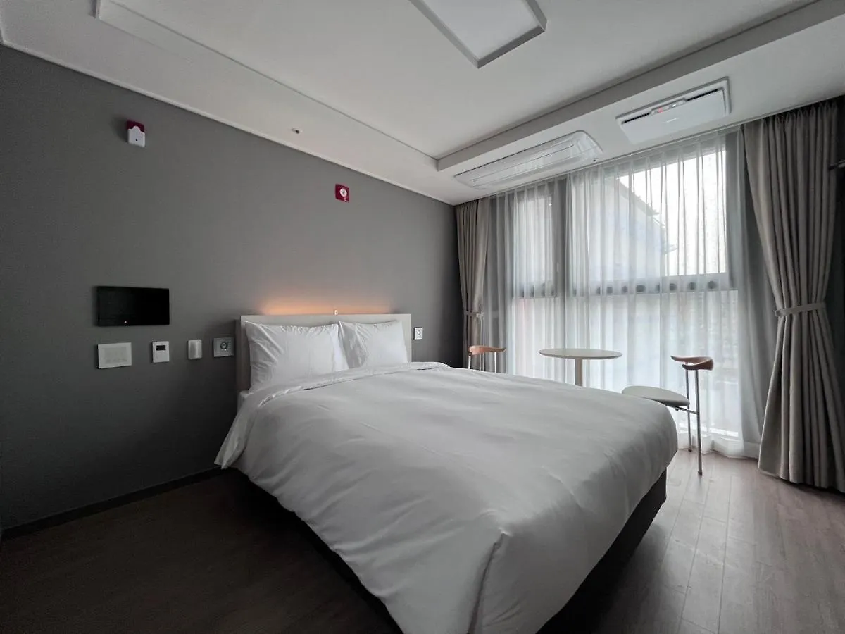 Sollago Myeongdong Hotel & Residence Σεούλ