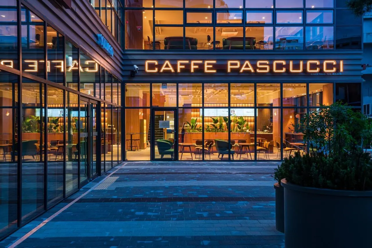 Sollago Myeongdong Hotel & Residence Сеул Южная Корея
